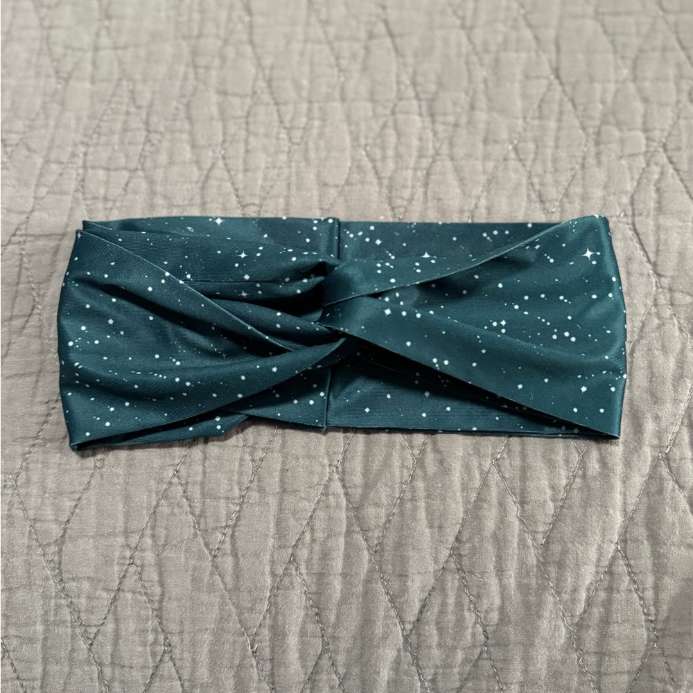 Nike wrap headband